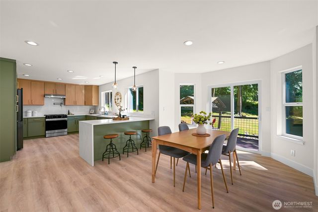 4320 Lakeway Drive, Bellingham, WA 98229