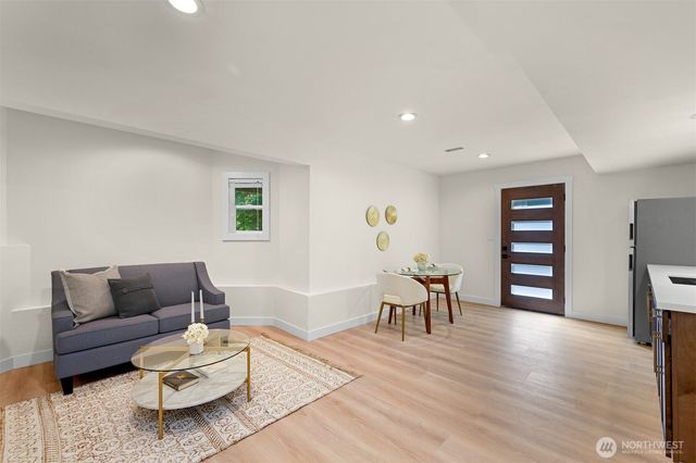 4320 Lakeway Drive, Bellingham, WA 98229