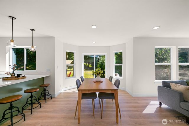 4320 Lakeway Drive, Bellingham, WA 98229