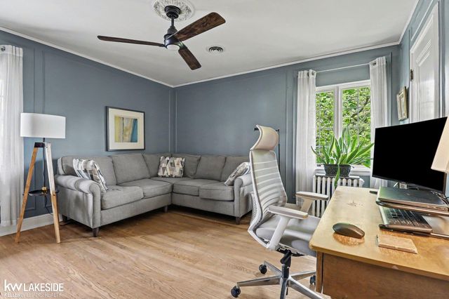 286 Rivard Boulevard, Grosse Pointe, MI 48230