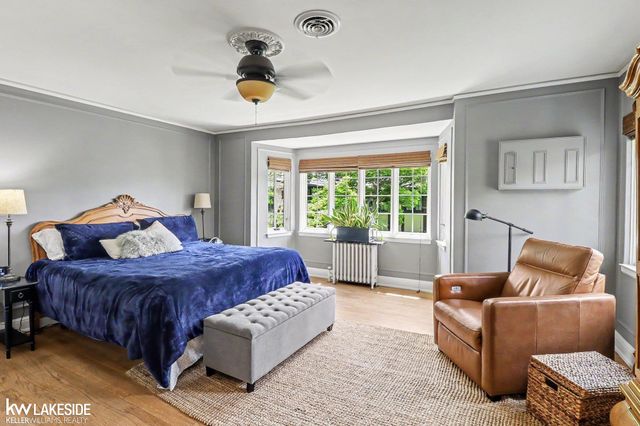 286 Rivard Boulevard, Grosse Pointe, MI 48230