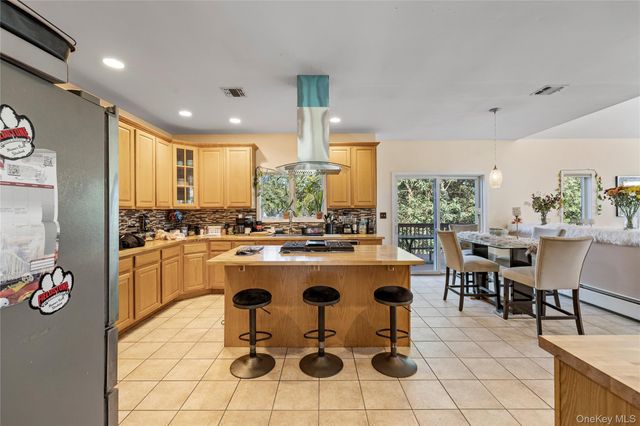 35 Pierce Drive, Stony Point, NY 10980