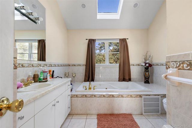 35 Pierce Drive, Stony Point, NY 10980