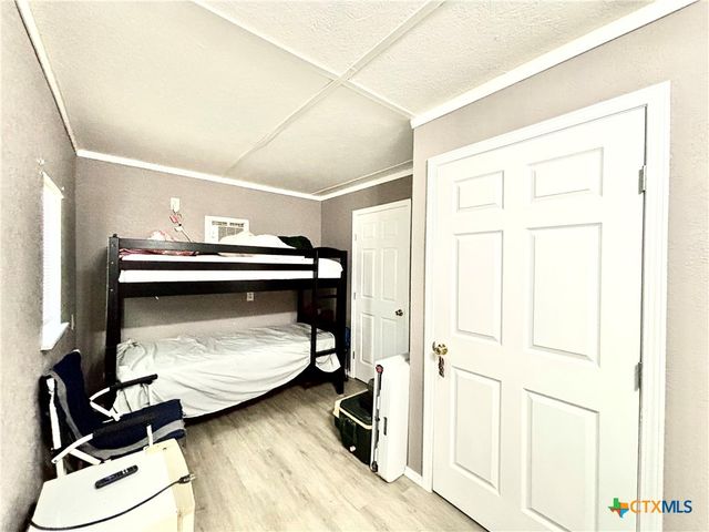 101 N 13th Street, Seadrift, TX 77983