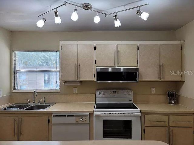2811 SW ARCHER ROAD V176, Gainesville, FL 32608
