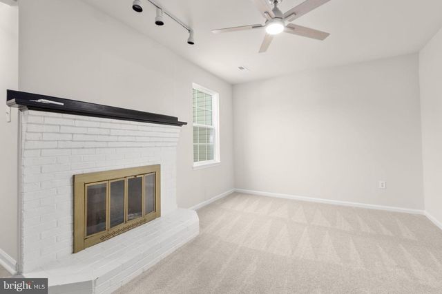 2211 HAMWAY DR, Fredericksburg, VA 22407