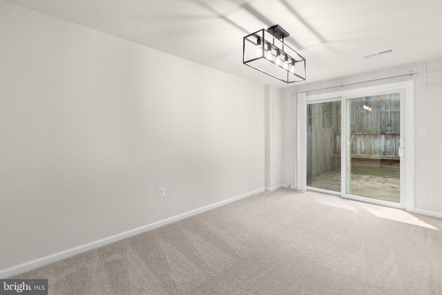 2211 HAMWAY DR, Fredericksburg, VA 22407
