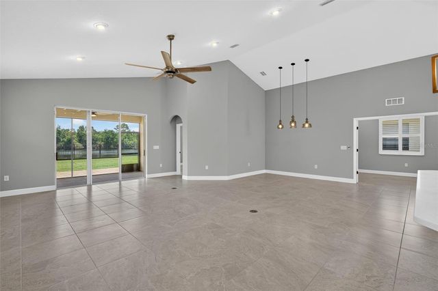 37 LAGOON WAY, Palm Coast, FL 32137
