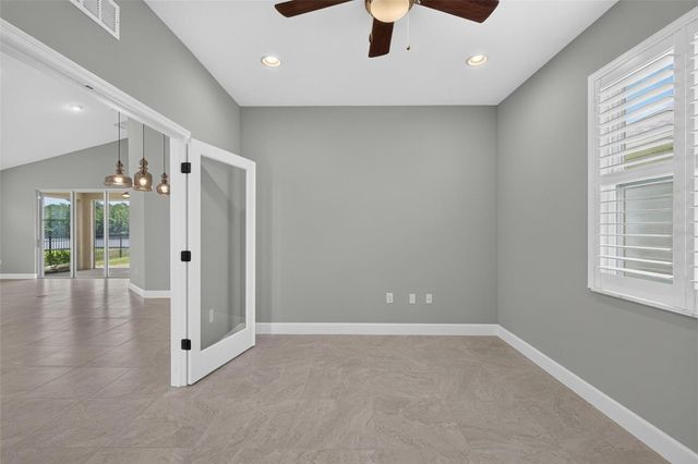 37 LAGOON WAY, Palm Coast, FL 32137