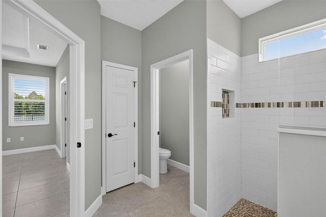37 LAGOON WAY, Palm Coast, FL 32137