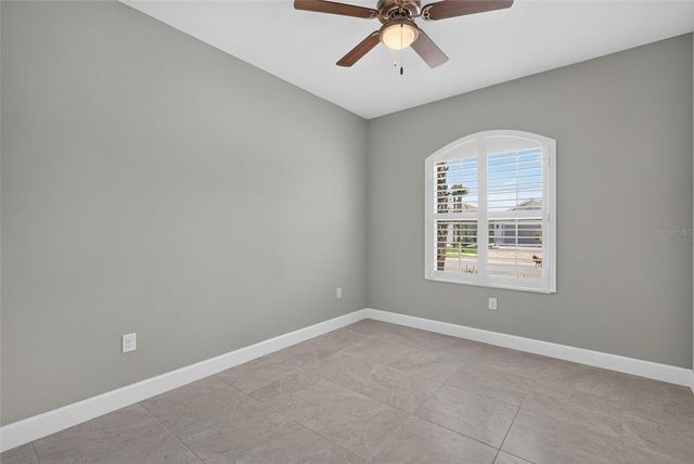 37 LAGOON WAY, Palm Coast, FL 32137