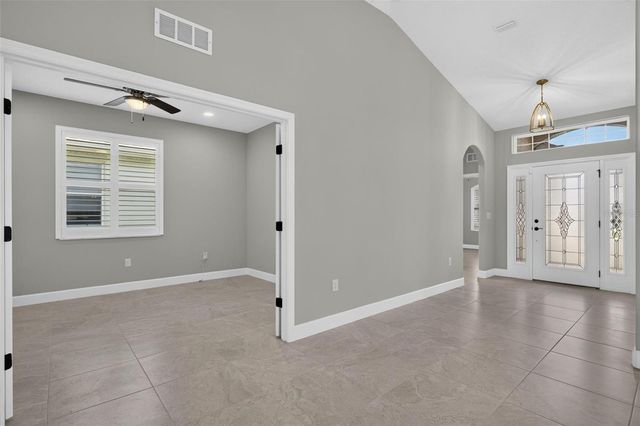 37 LAGOON WAY, Palm Coast, FL 32137