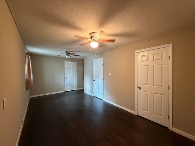 117 Moon Street, Cleburne, TX 76033