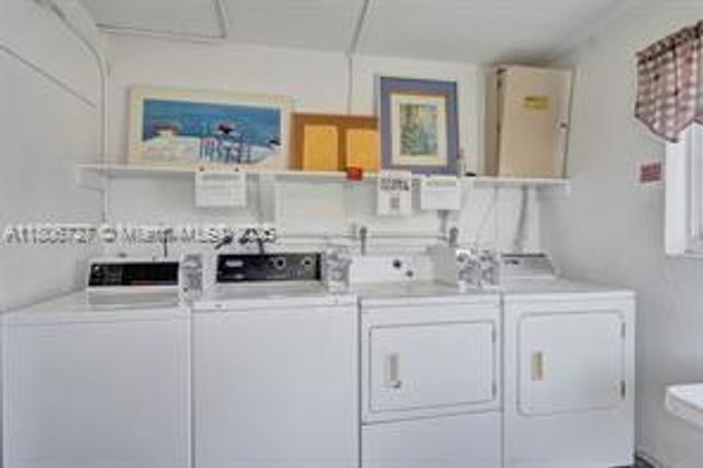 301 E Mcnab Rd 205, Pompano Beach, FL 33060