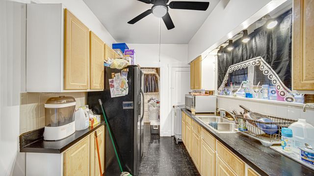 1634 W 68th Street, Chicago, IL 60636