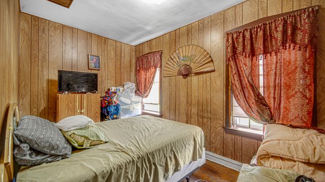 1634 W 68th Street, Chicago, IL 60636