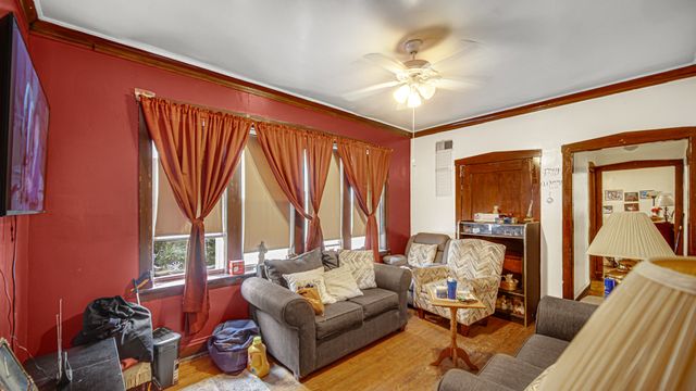 1634 W 68th Street, Chicago, IL 60636