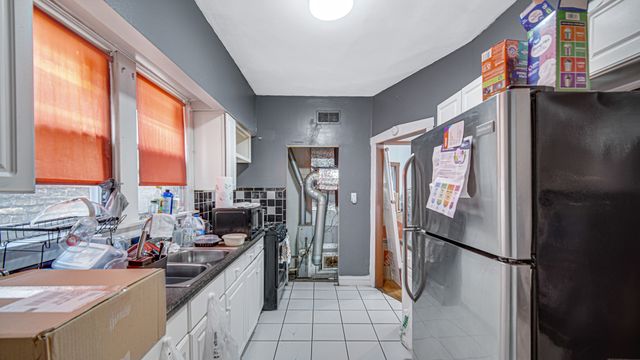 1634 W 68th Street, Chicago, IL 60636
