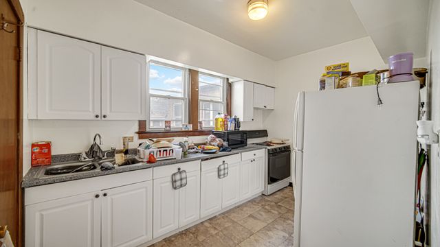 1634 W 68th Street, Chicago, IL 60636