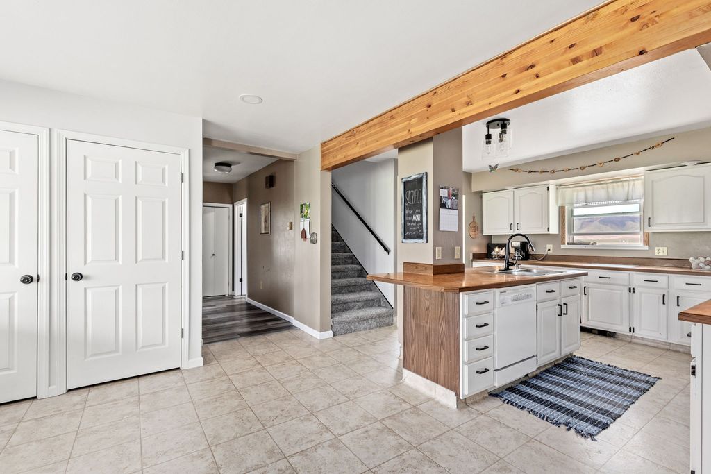 64 Holmesland Road, Sun River, MT 59483 photo 7