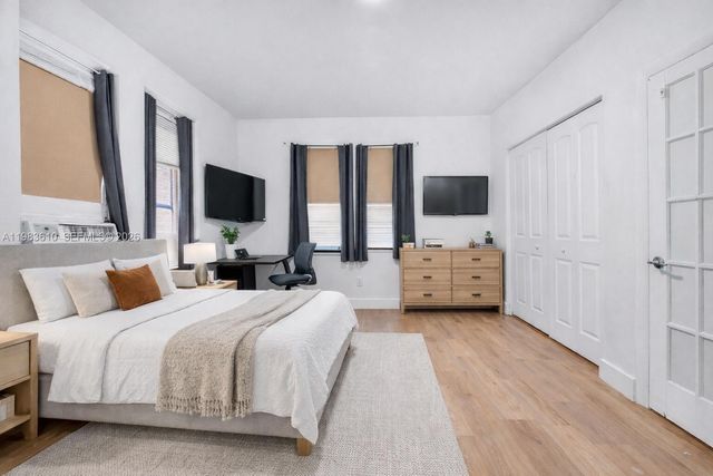 1554 SW 5th St 11c, Miami, FL 33135