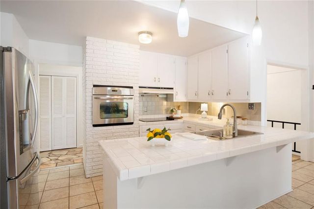 5950 Truman Mountain Road, Gainesville, GA 30506