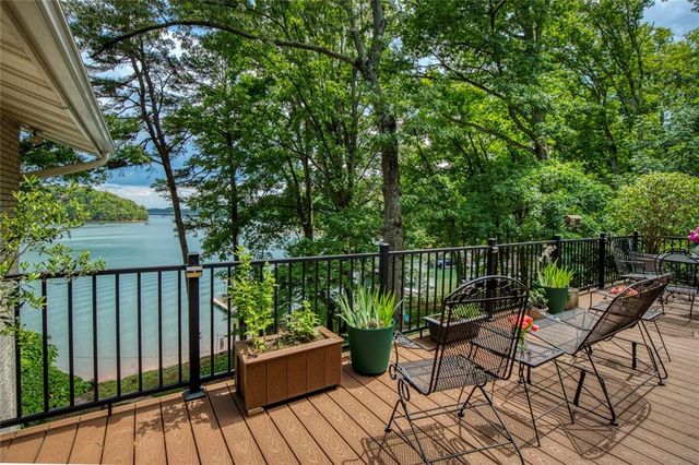 5950 Truman Mountain Road, Gainesville, GA 30506