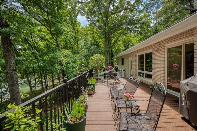 5950 Truman Mountain Road, Gainesville, GA 30506