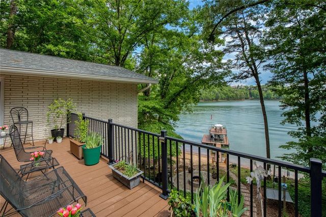 5950 Truman Mountain Road, Gainesville, GA 30506