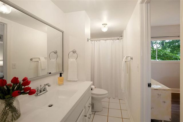 5950 Truman Mountain Road, Gainesville, GA 30506