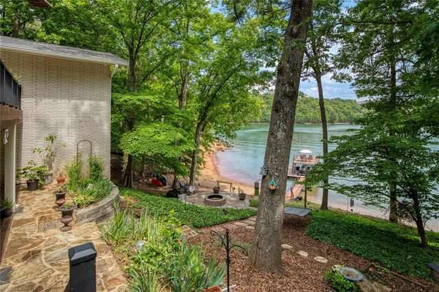 5950 Truman Mountain Road, Gainesville, GA 30506