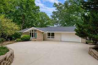 5950 Truman Mountain Road, Gainesville, GA 30506
