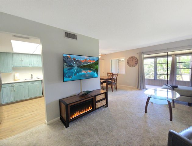 648 MIDWAY DRIVE B, Ocala, FL 34472