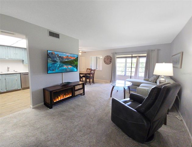 648 MIDWAY DRIVE B, Ocala, FL 34472