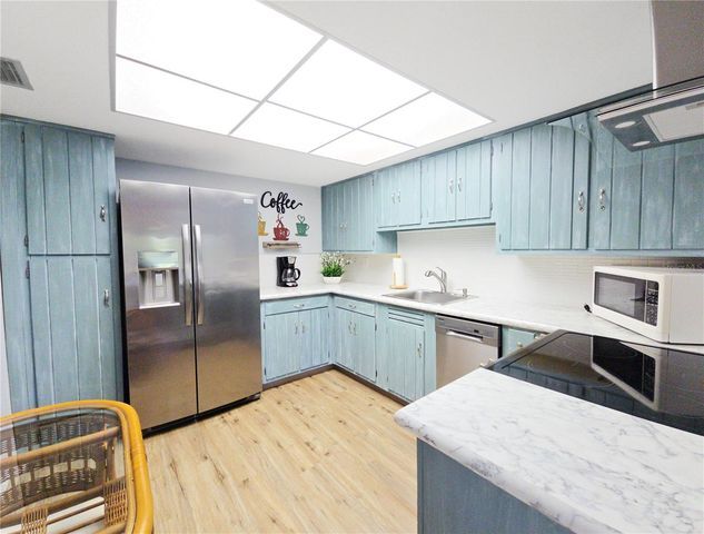 648 MIDWAY DRIVE B, Ocala, FL 34472