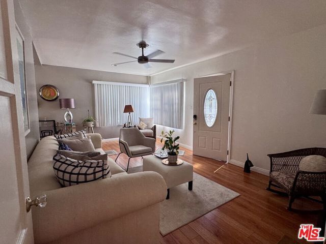 2177 W 27th Street 2177, Los Angeles, CA 90018