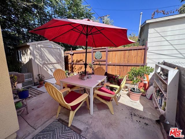 2177 W 27th Street 2177, Los Angeles, CA 90018