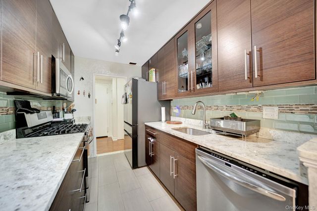 75-26 Bell Boulevard LD, Oakland Gardens, NY 11364