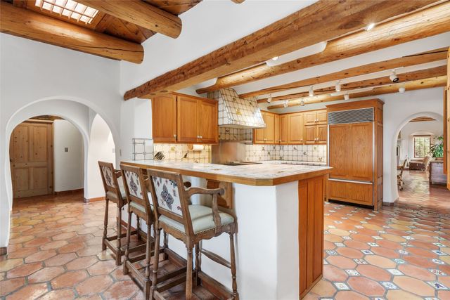 61 Calle San Martin, Santa Fe, NM 87506