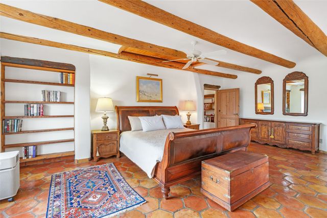 61 Calle San Martin, Santa Fe, NM 87506