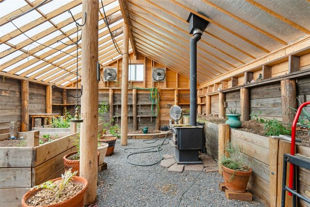 61 Calle San Martin, Santa Fe, NM 87506