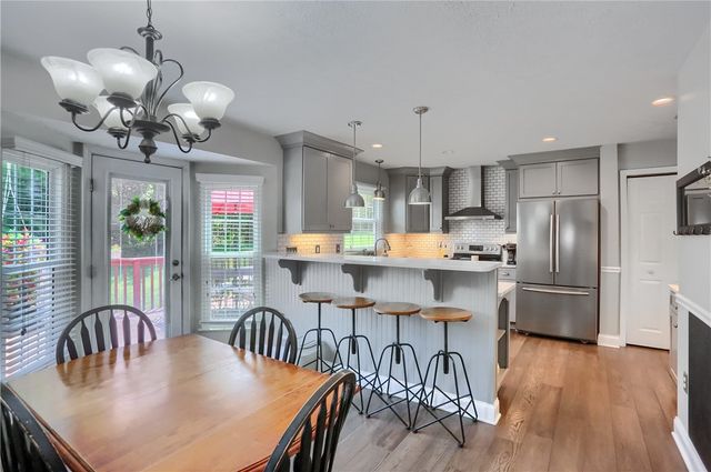13 Bradley Ct, Cranberry Twp, PA 16066