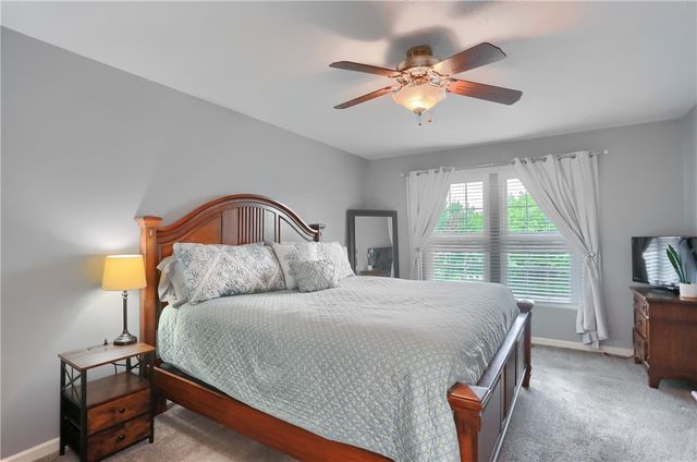 13 Bradley Ct, Cranberry Twp, PA 16066