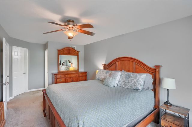 13 Bradley Ct, Cranberry Twp, PA 16066