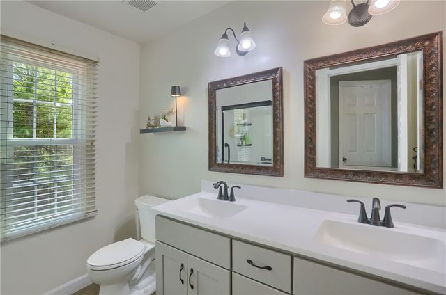 13 Bradley Ct, Cranberry Twp, PA 16066