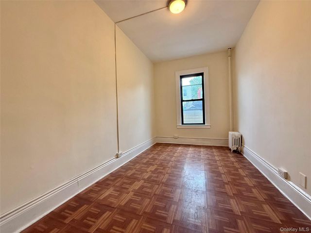 5718 79th Avenue, Glendale, NY 11385