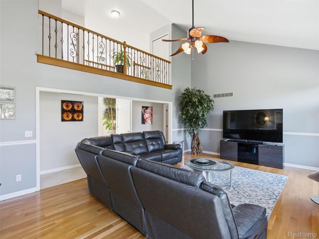 48507 Montelepre Drive, Shelby Charter Township, MI 48315