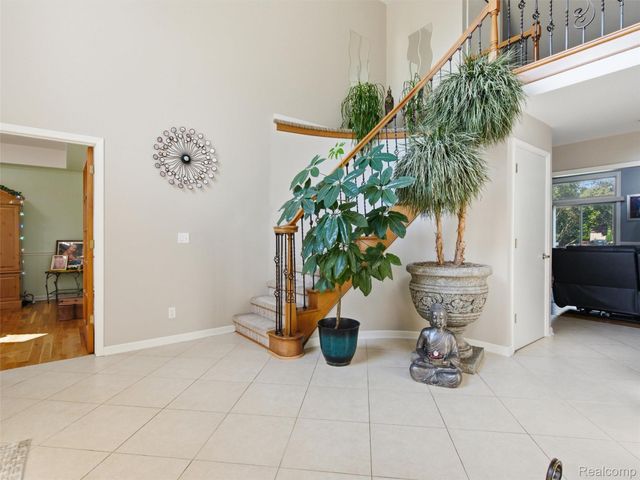 48507 Montelepre Drive, Shelby Charter Township, MI 48315