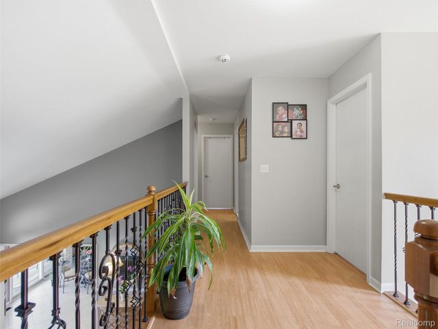 48507 Montelepre Drive, Shelby Charter Township, MI 48315
