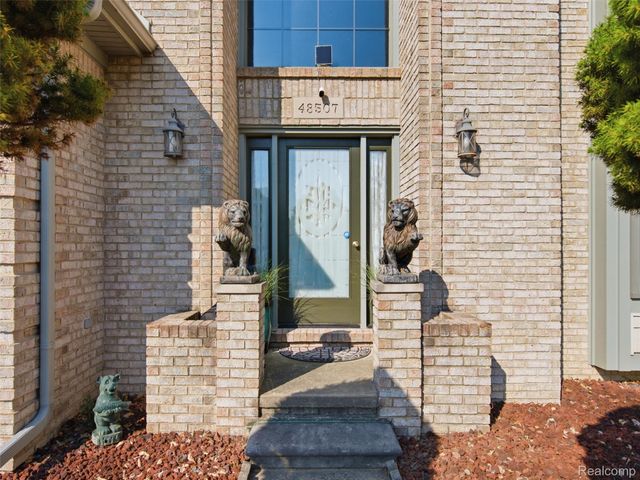 48507 Montelepre Drive, Shelby Charter Township, MI 48315